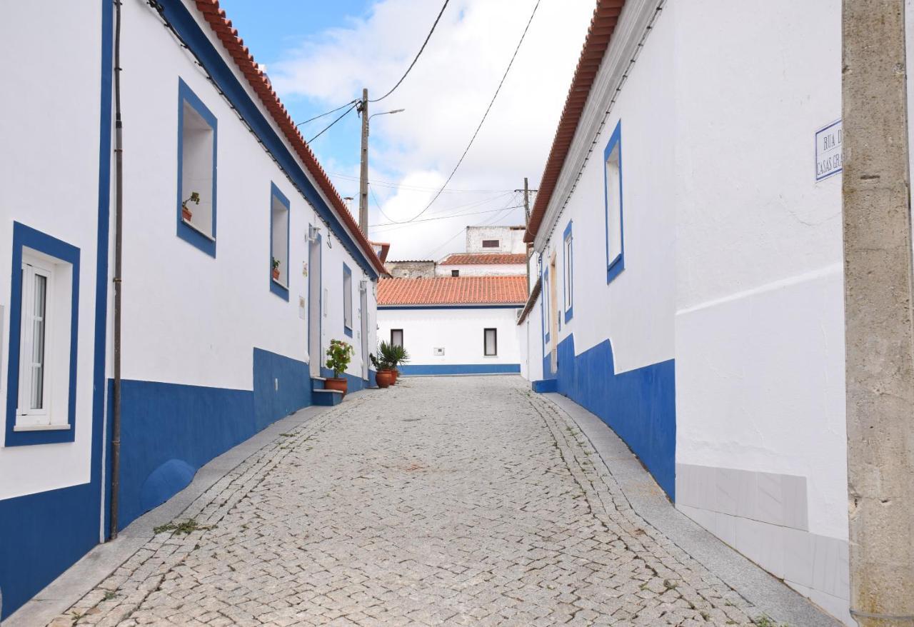 Casinha Da Esquina Villa Amieira Exterior foto